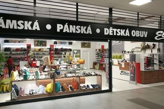 ČOI udělila krámku s obuví absurdní pokutu, soud ji shodil ze stolu - Novinky